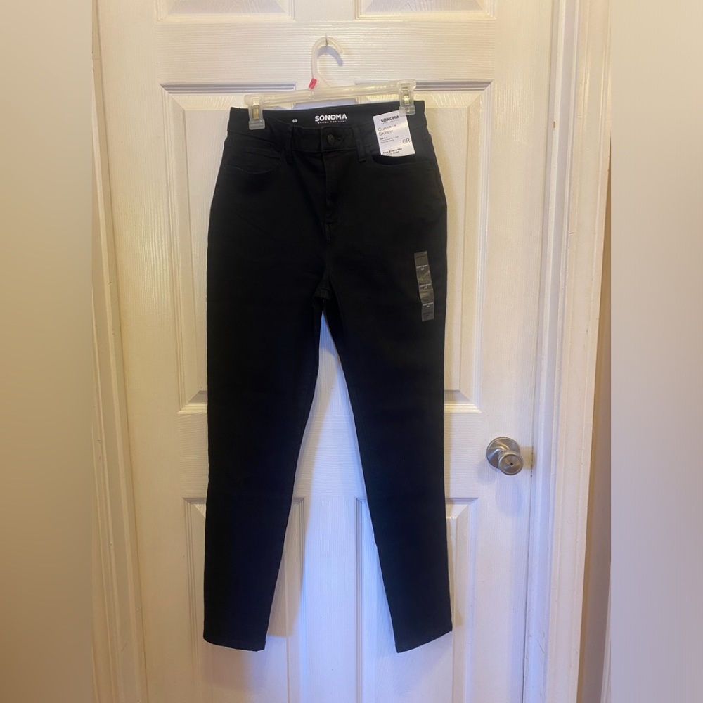 NWT Sonoma Curvy skinny jeans size 6 regular black